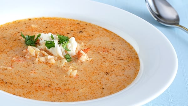 Bowl of creamed crab soup