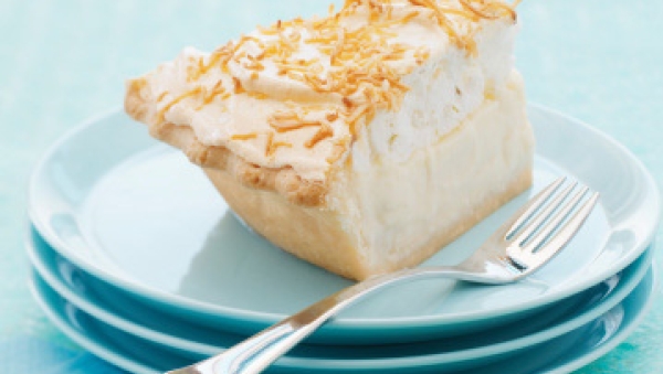 Lactose-free double-coconut cream pie with toasted coconut