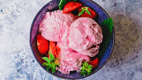 Lactose-free double berry ice cream made with LACTAID®